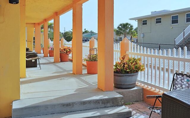 Misty Isles Redington Beachfront Suite 3