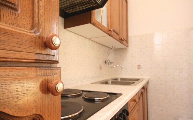 Stunning Home in Tribunj-sovlje With Wifi and 6 Bedrooms