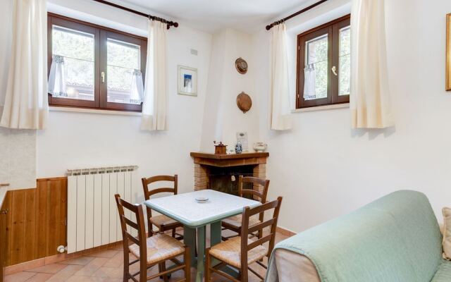 Apartment in Umbria Near Majestic Mountains