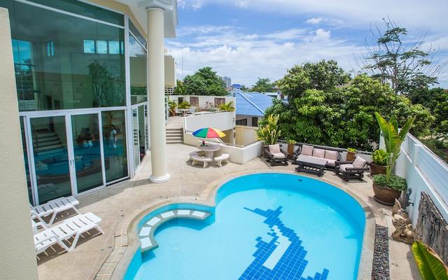 Penthouse Pool Villa Pattaya