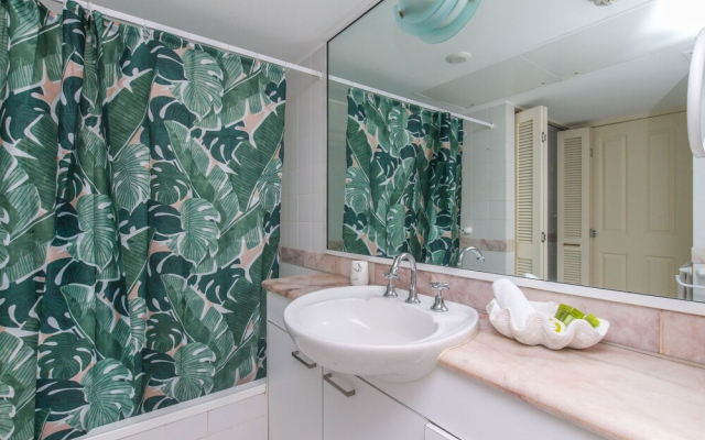 Inner City One Bedroom Apartment 27