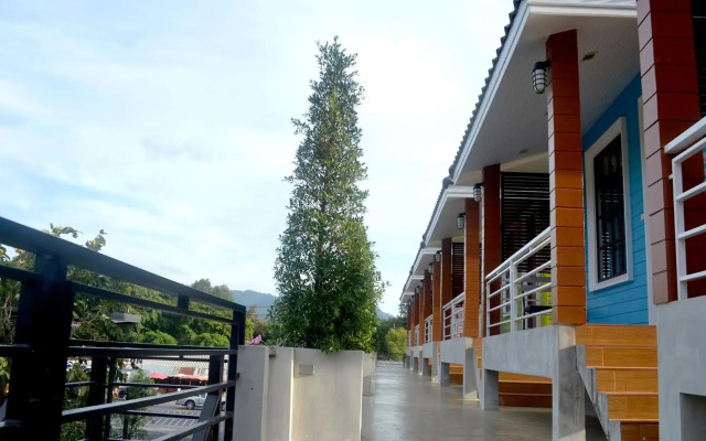 Toffee House Resort
