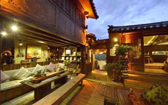 Lijiang Yuelang Inn