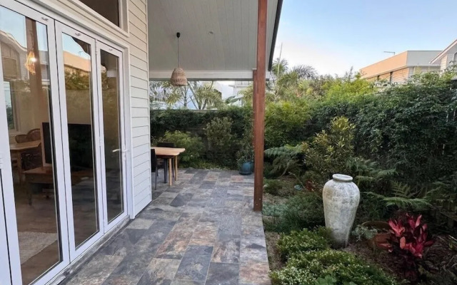 Spacious Kingscliff Beach House