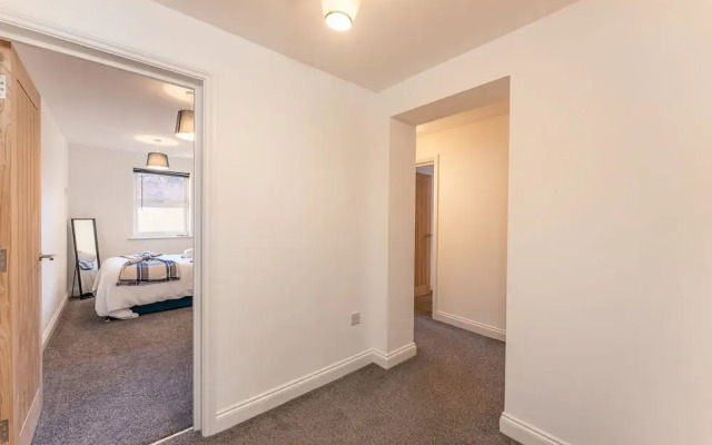 Homely 2-bed Apartment Near Luton Town Centre