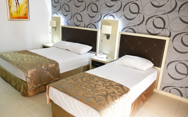 Asrin Beach Hotel