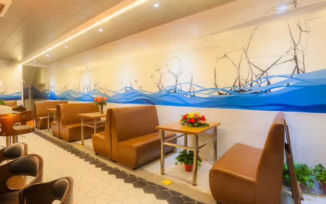 Rockabond Family Inn