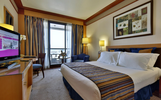 Crowne Plaza Hotel Beirut by IHG
