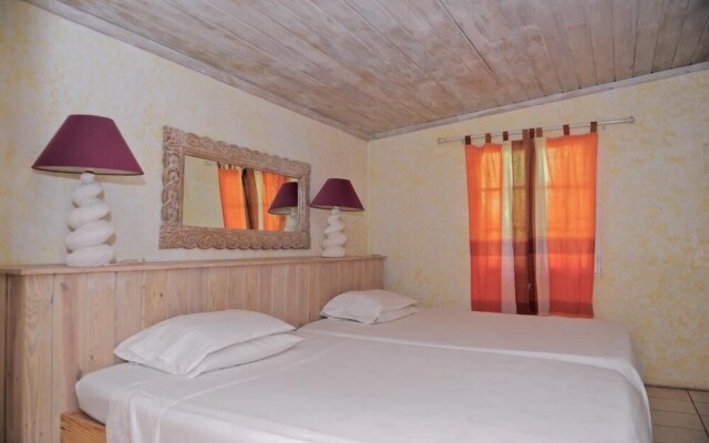 Bougainvilla Hotel