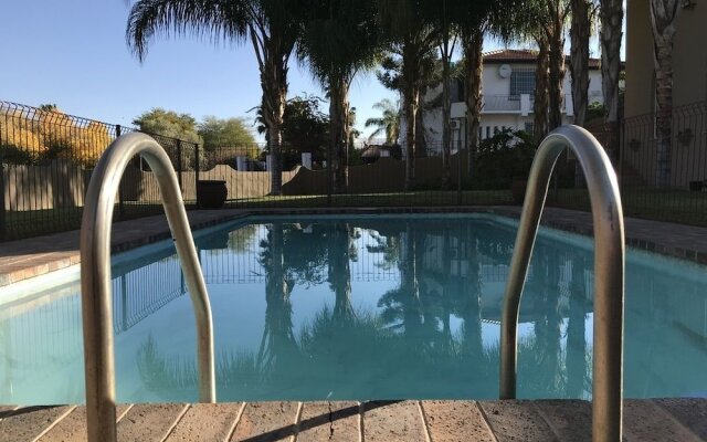 Upington Manor