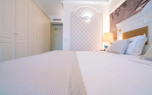 Отель Santa Gilla