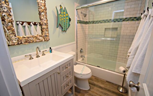 Lani Kai 227 by RedAwning