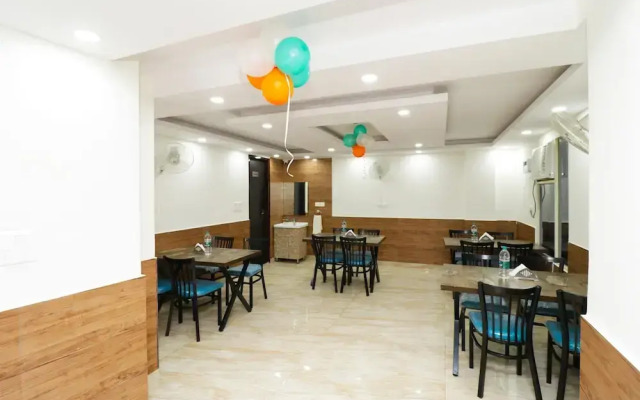 Airport Hotel Shivaka Inn