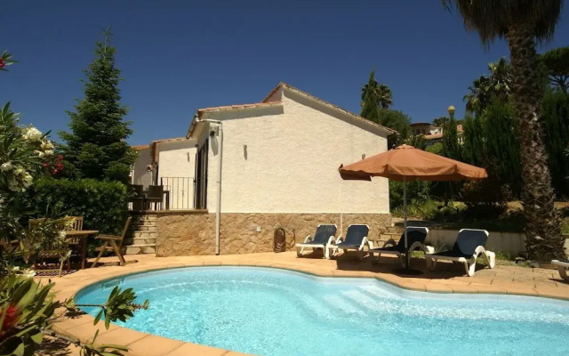 Cozy Holiday Home in Calonge With Private Pool