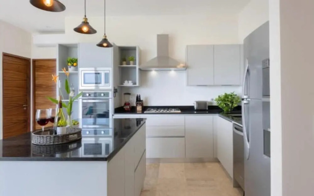 Bellevie Ocean View Terrace by the Beach