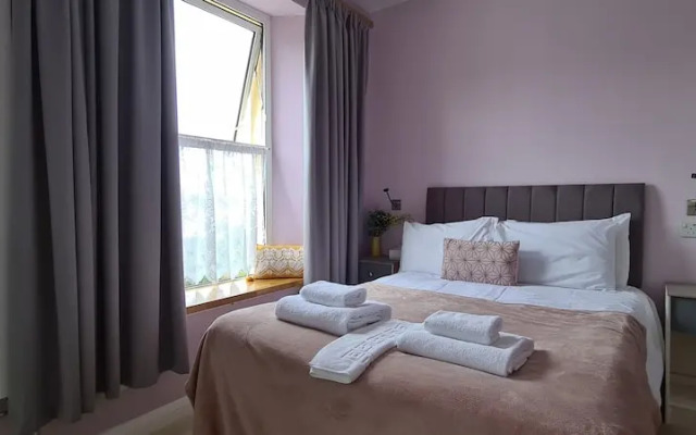 Torland Seafront Hotel