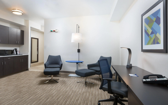 Holiday Inn Express Hotel & Suites Eugene Downtown-University by IHG