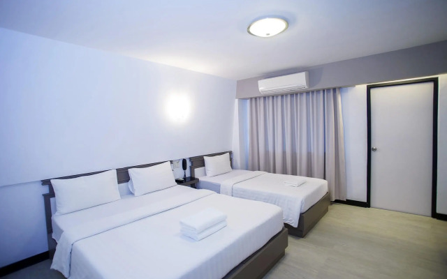 Hi Season Hotel