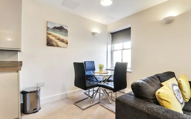 Sapphire Serviced Apartment