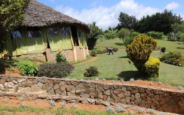 Taita Rocks Hotel