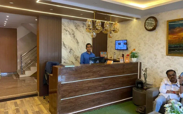 Ishwerya Suites