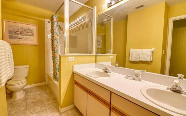 Clifford's Pinewood Estates Vacation Home