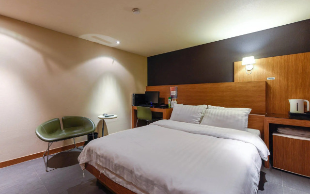 California Hotel Seocho