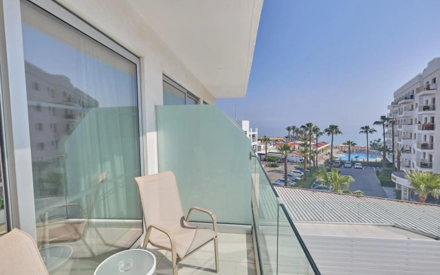Tsokkos Protaras Hotel