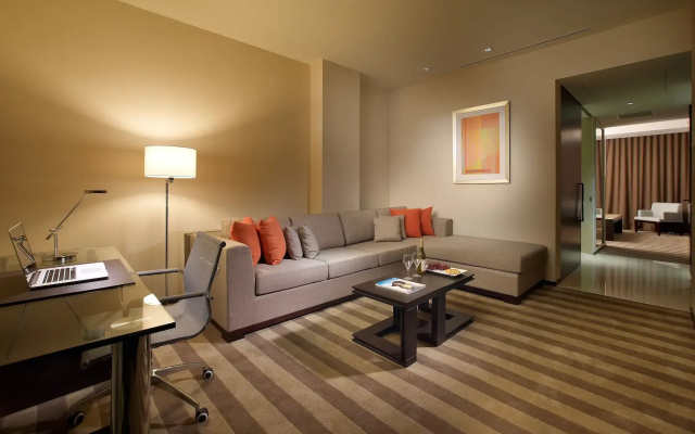 EB Hotel Miami