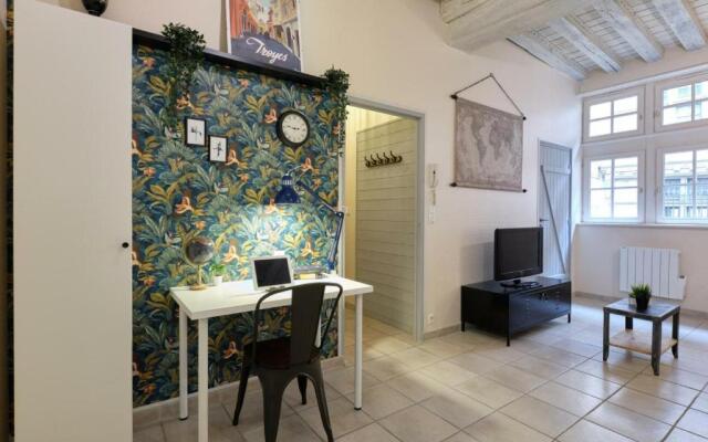 Appartement Troyes, 2 pièces, 2 personnes - FR-1-543-232