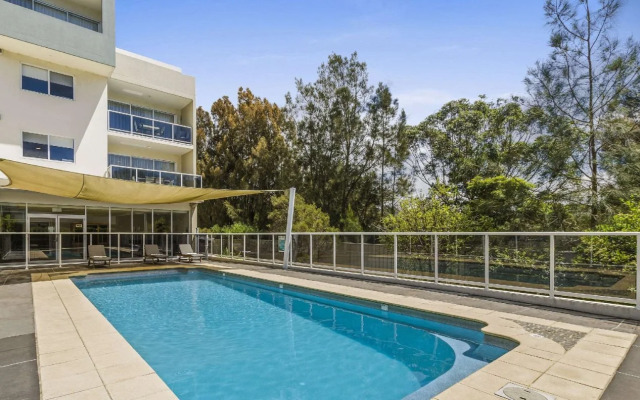 Quality Suites Pioneer Sands