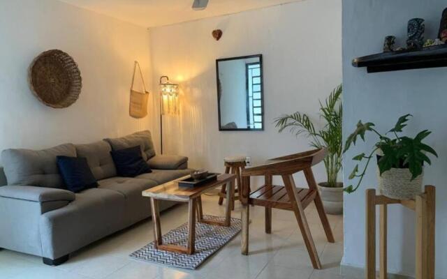 Private Full House with pool and cozy patio