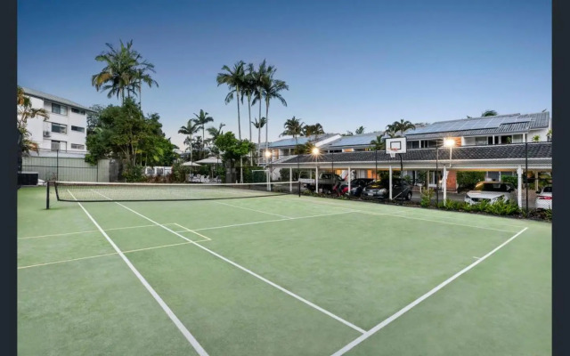 Noosa Keys Resort