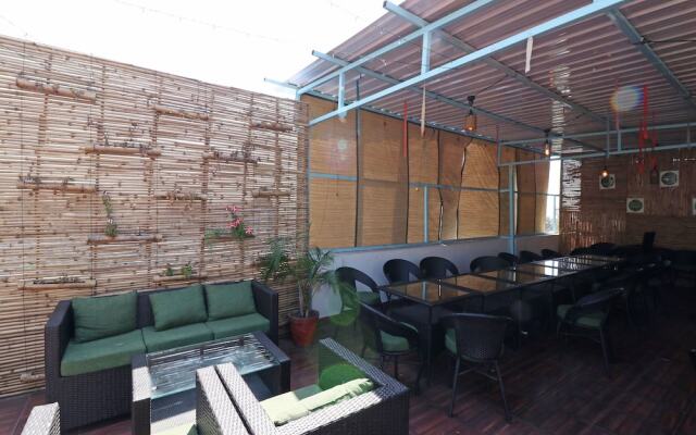 OYO 5049 Hotel Doon