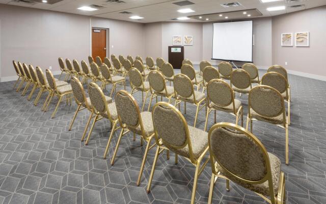 Holiday Inn Marquette by IHG