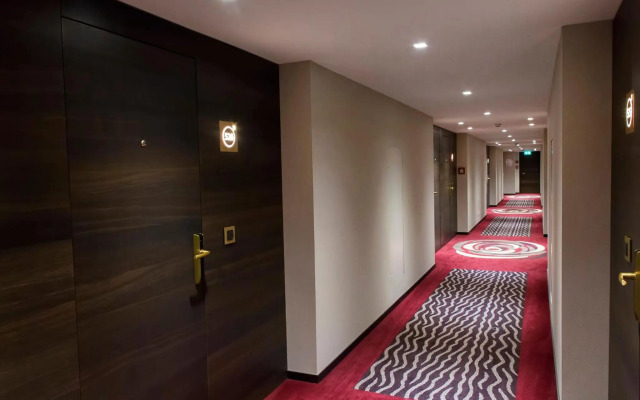 Le Royal Hotels & Resorts