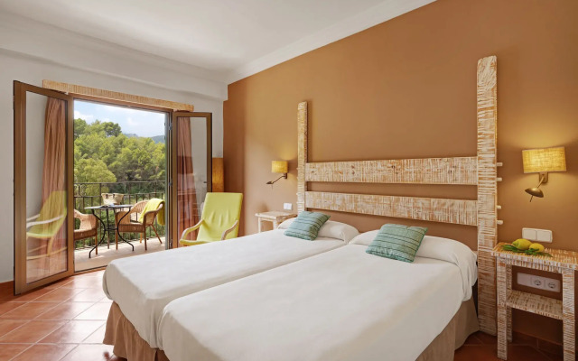 Hotel Es Port