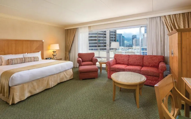 Ilikai Hotel & Luxury Suites