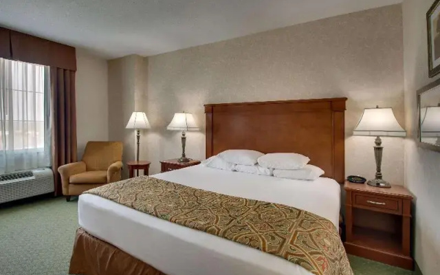 Drury Inn & Suites Arnold