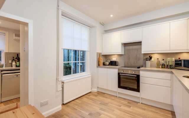 Central St Andrews Townhouse  Park View