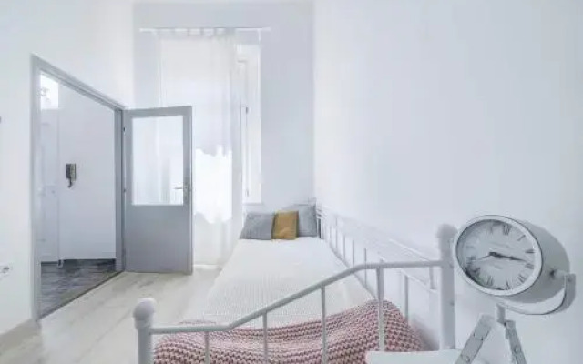 Kimchi Apartment