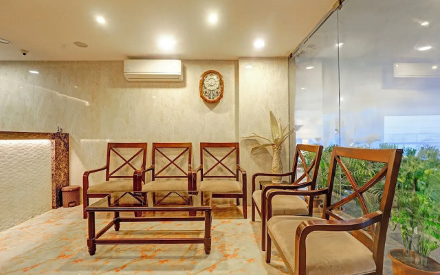Fabhotel Western Inn
