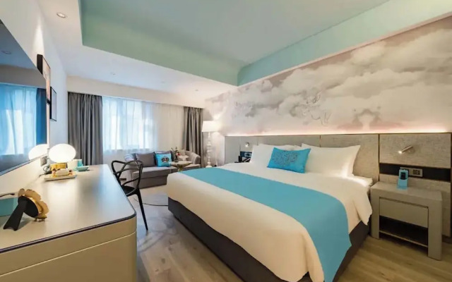 Shanghai Lujiazui Area BaBaiBan LANOU Hotel