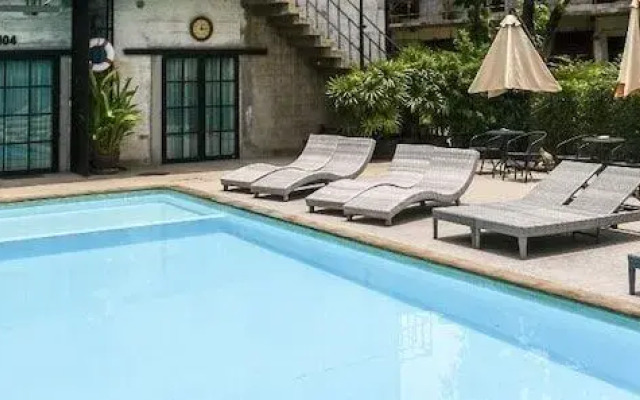 Town Home by The Warehouse Chiang Mai