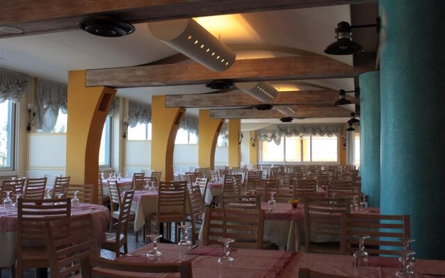 Grand Hotel Azzurra Club Lido Adriano