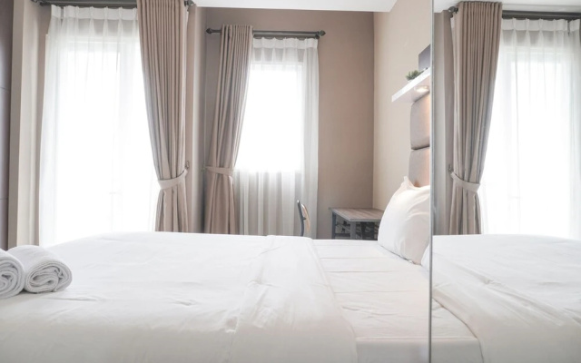 Tidy Studio With Comfortable Design At Signature Park Grande Apartment – Guest Rooms – Jakarta