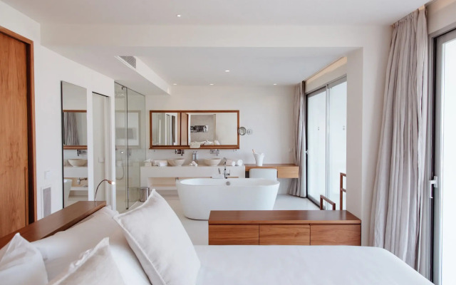 Destino Five Ibiza - 5-Star Grand Luxe Resort