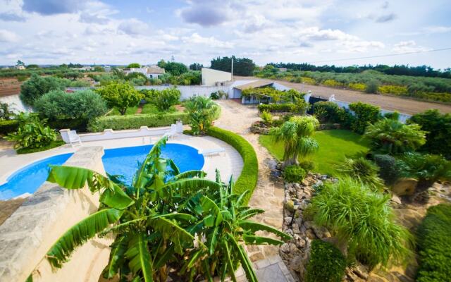 Villa Dahlia