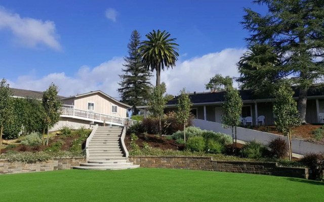 Inn At Pasatiempo