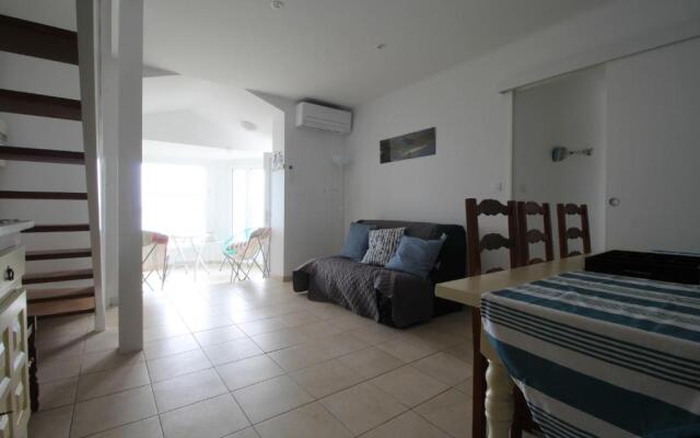 Appartement renove 3 chambres les pieds dans l eau